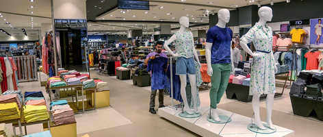 Mass merchandise & department stores